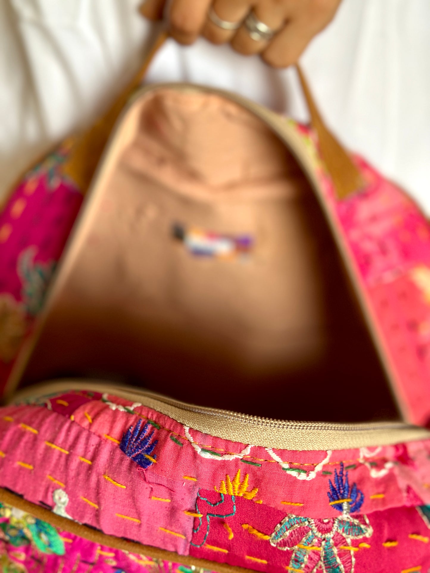 Gulabi Field Bag