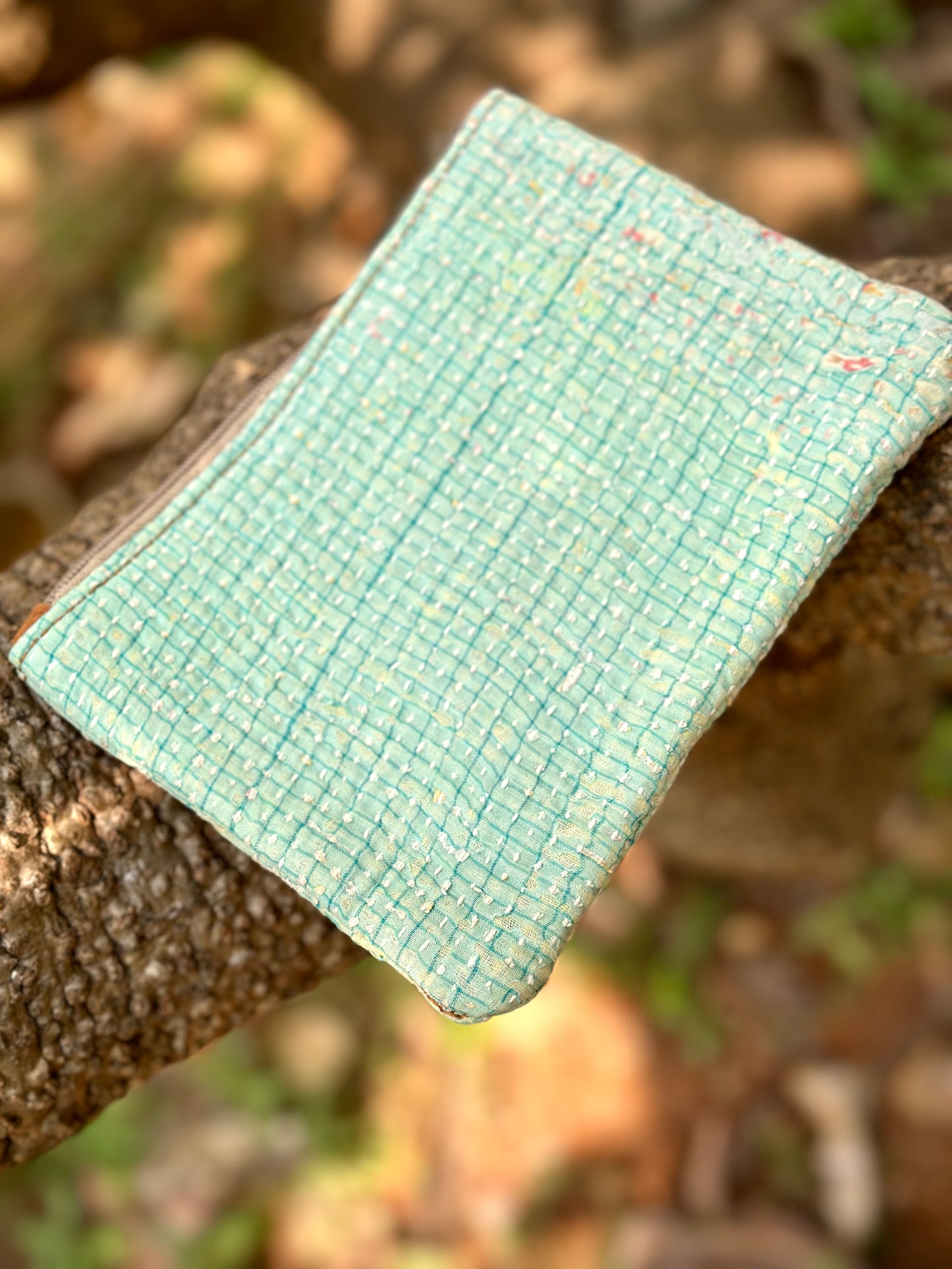 Minty Pastoral Purse